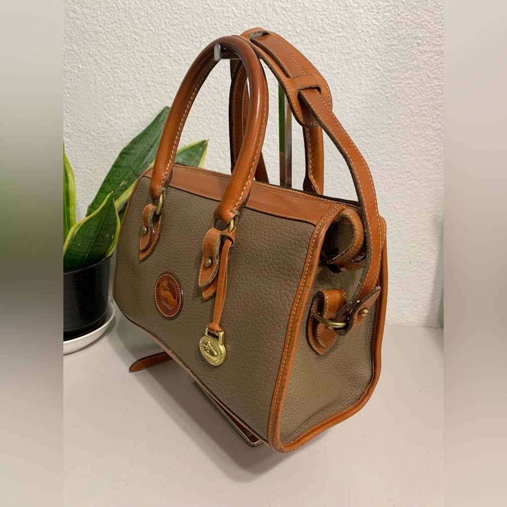 💕👜Vintage Dooney & Bourke Bag & Matching Wallet - Picture 3 of 16